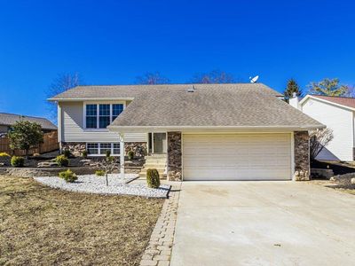 1923 Springtree Dr, Maryland Heights, MO, 63043