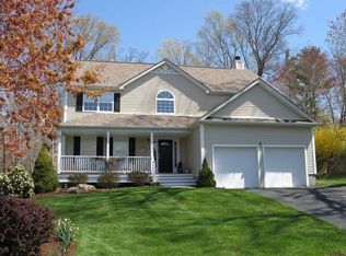 107 Hungerford Rd N, Briarcliff Manor, NY 10510