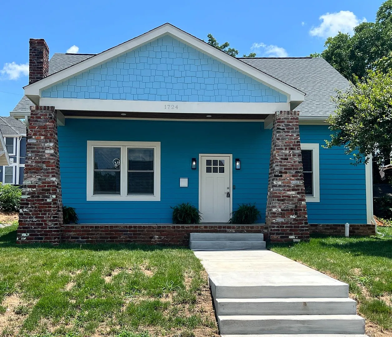 Waitlist for Aug2027Jul2028 Now Open! |6 Bedroom in Fort Sanders w/ Ensuite Bathrooms | Walk to UTK — Photo 2