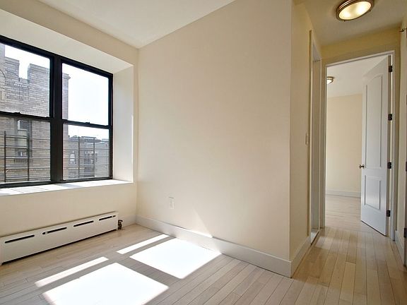 2nd image of 92 Pinehurst Ave APT 6F