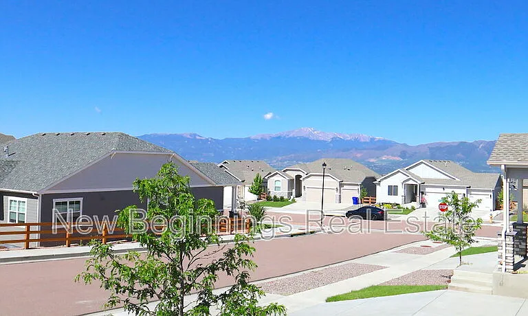 4834 Olympus Dr — Photo 2