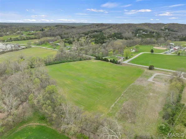 10 Highway Tt, Marthasville, MO 63357