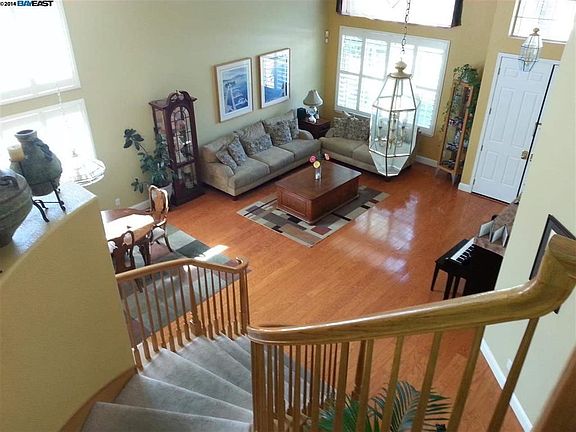 2nd image of 31516 Silvertide Dr