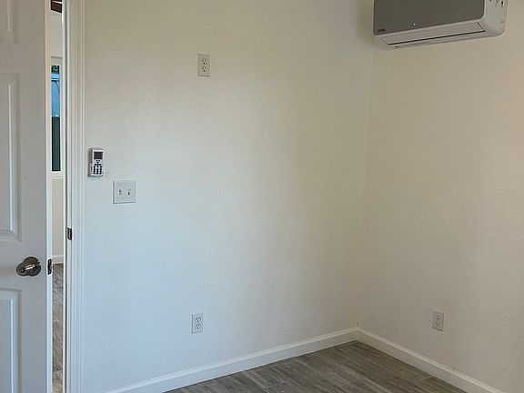 3rd image of 35260 Corregidor Dr