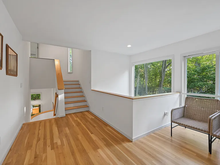 2855 Deerfield Rd — Photo 16