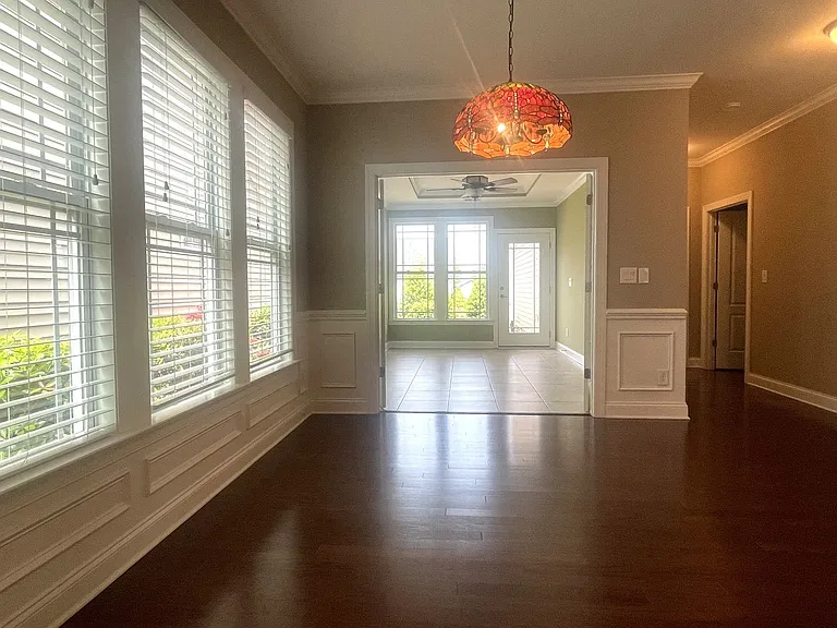 17725 Morehampton Ave — Photo 17