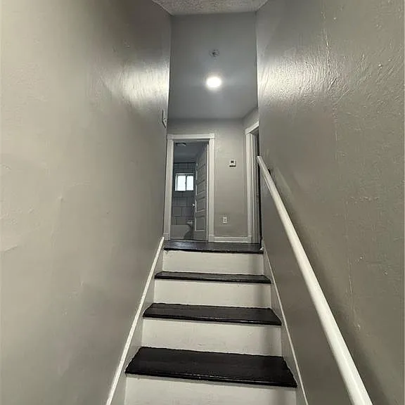 1608 Xenia Ave #2 — Photo 4