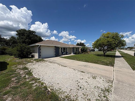 5th image of 13476 ROMFORD AVENUE