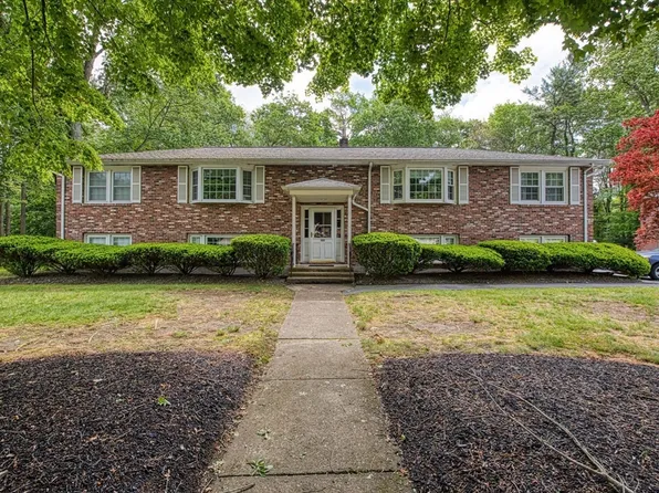 100 Mary Ln APT 1, Bridgewater, MA 02324