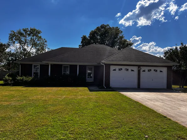 2305 Winthrop Dr SW, Decatur, AL 35603