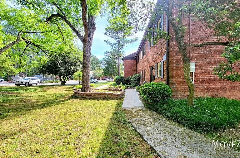 5805 Nottoway Ct #D — Photo 10