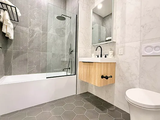 Rented by Doorway NYC, LLC | media 8