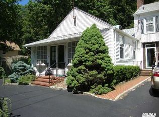 395 Main St, Cold Spring Harbor, NY 11724