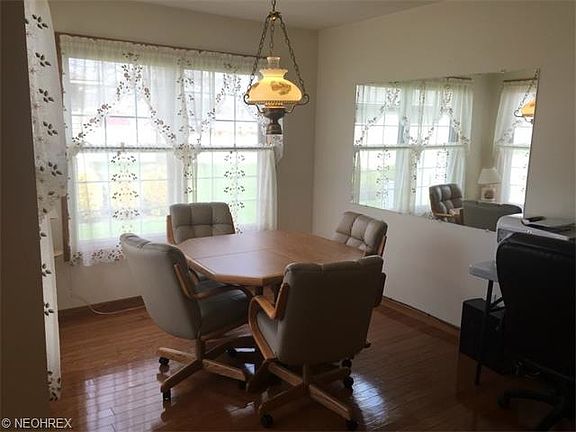 3rd image of 438 Alexis Dr
