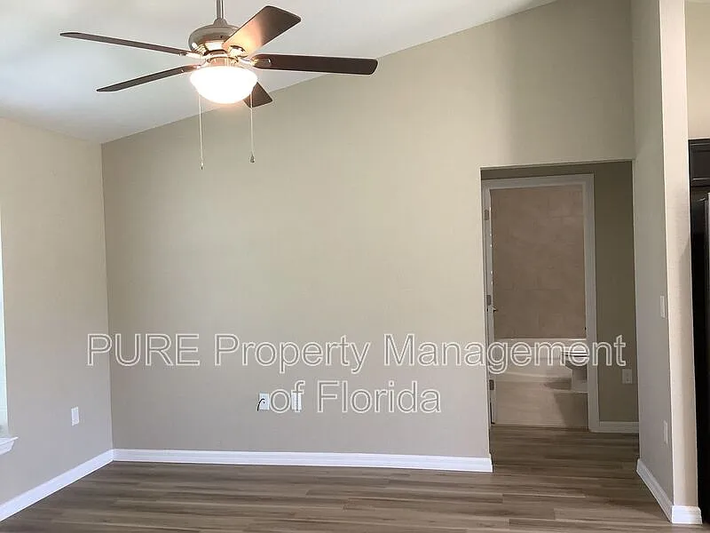 3 bed, 2.0 bath, 1032 sqft, $1,499 — Photo 3