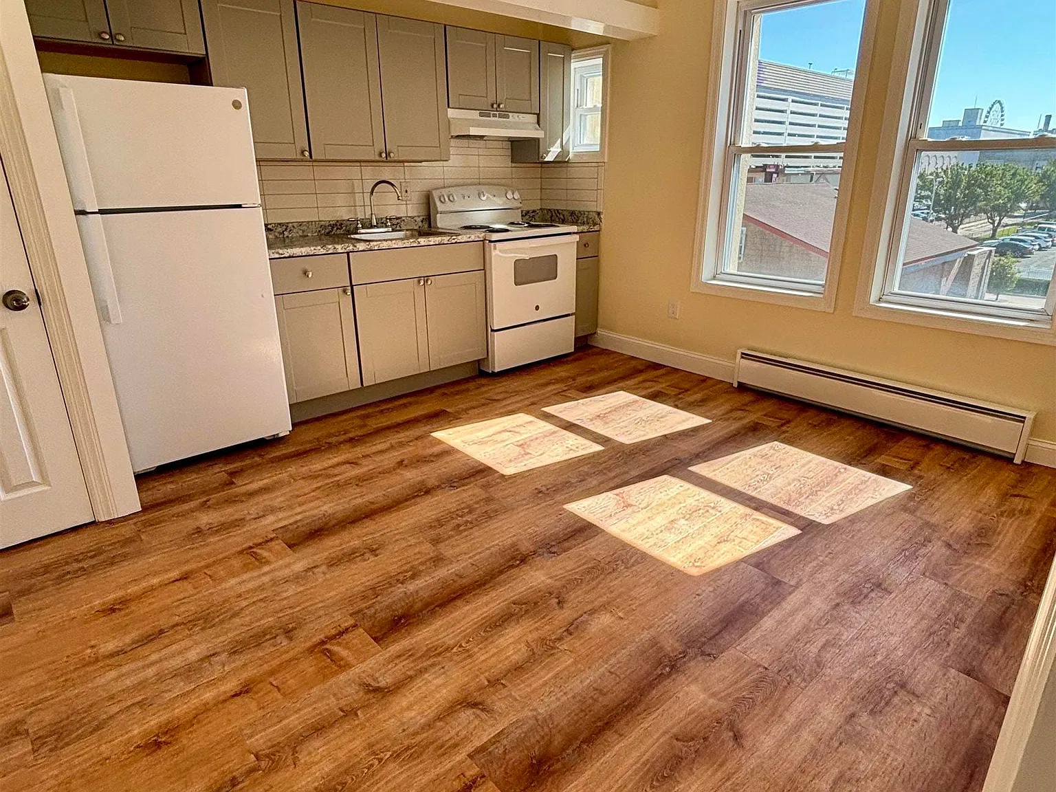1 bed, 1.0 bath, $1,475 — Photo 2