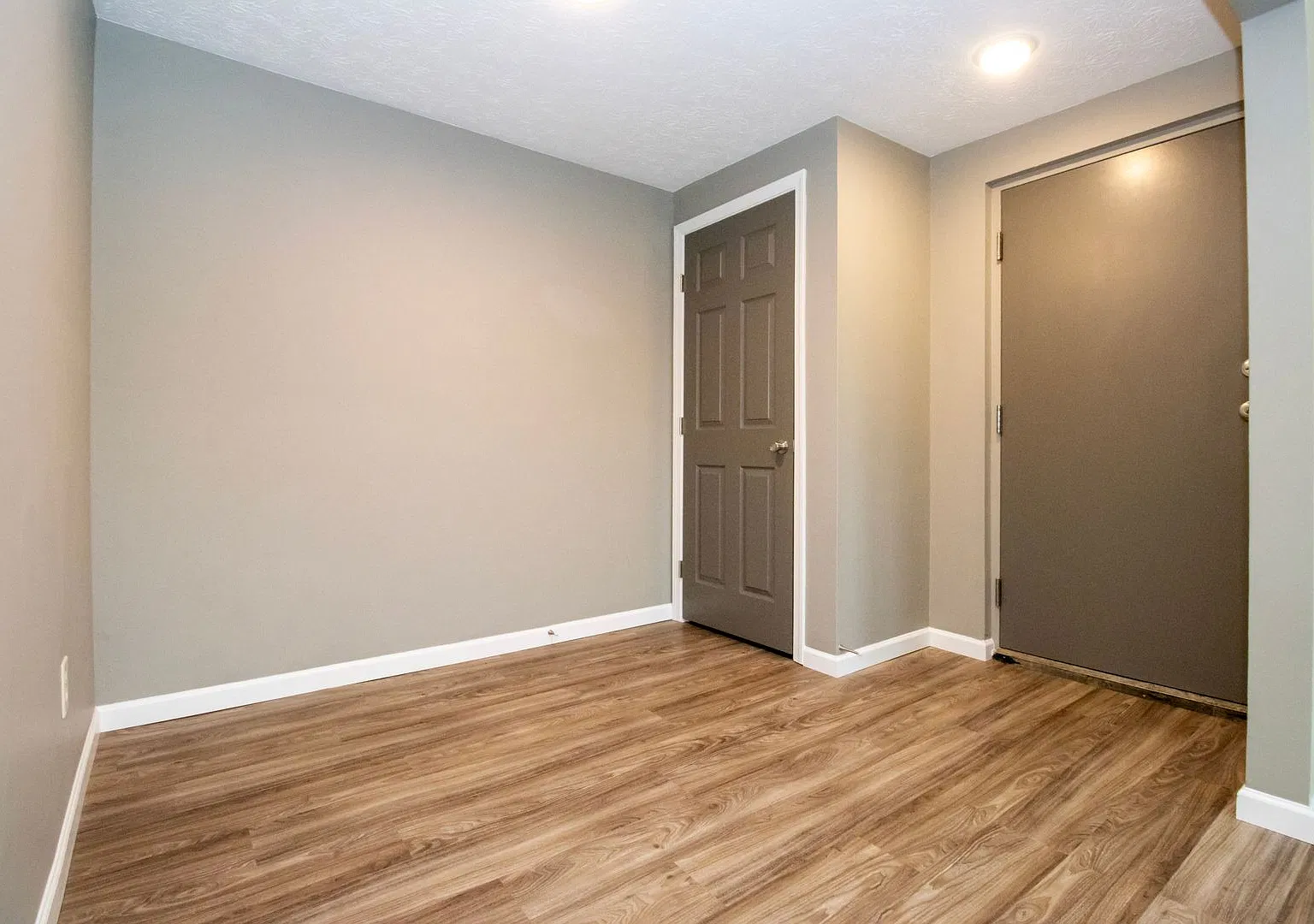 One bedroom apartment — Photo 4