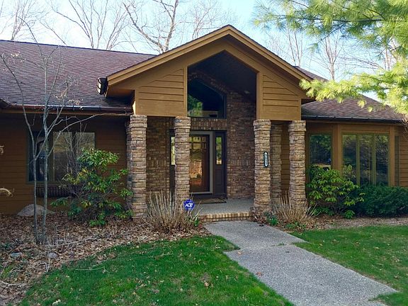 2nd image of 3655 Siebers Ln NE