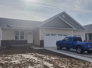313 Cottonwood Cir, East Peoria, IL