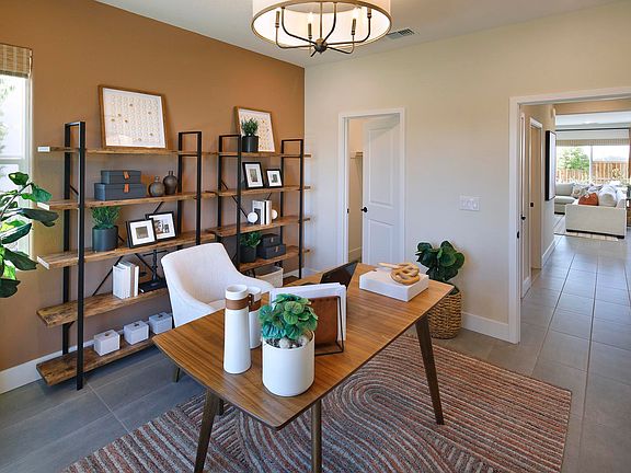 Monument Plan 3 Office