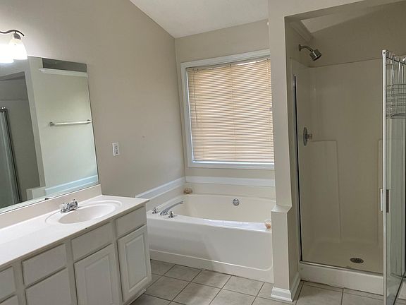 5th image of 2115 Glen Parke Ct