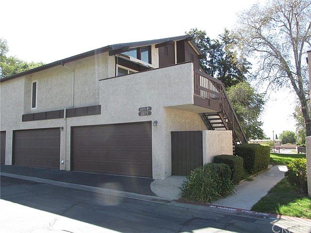1st image of 2071 Locust Ct