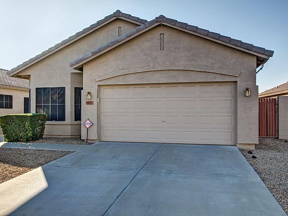 3rd image of 8837 W PARADISE Drive N