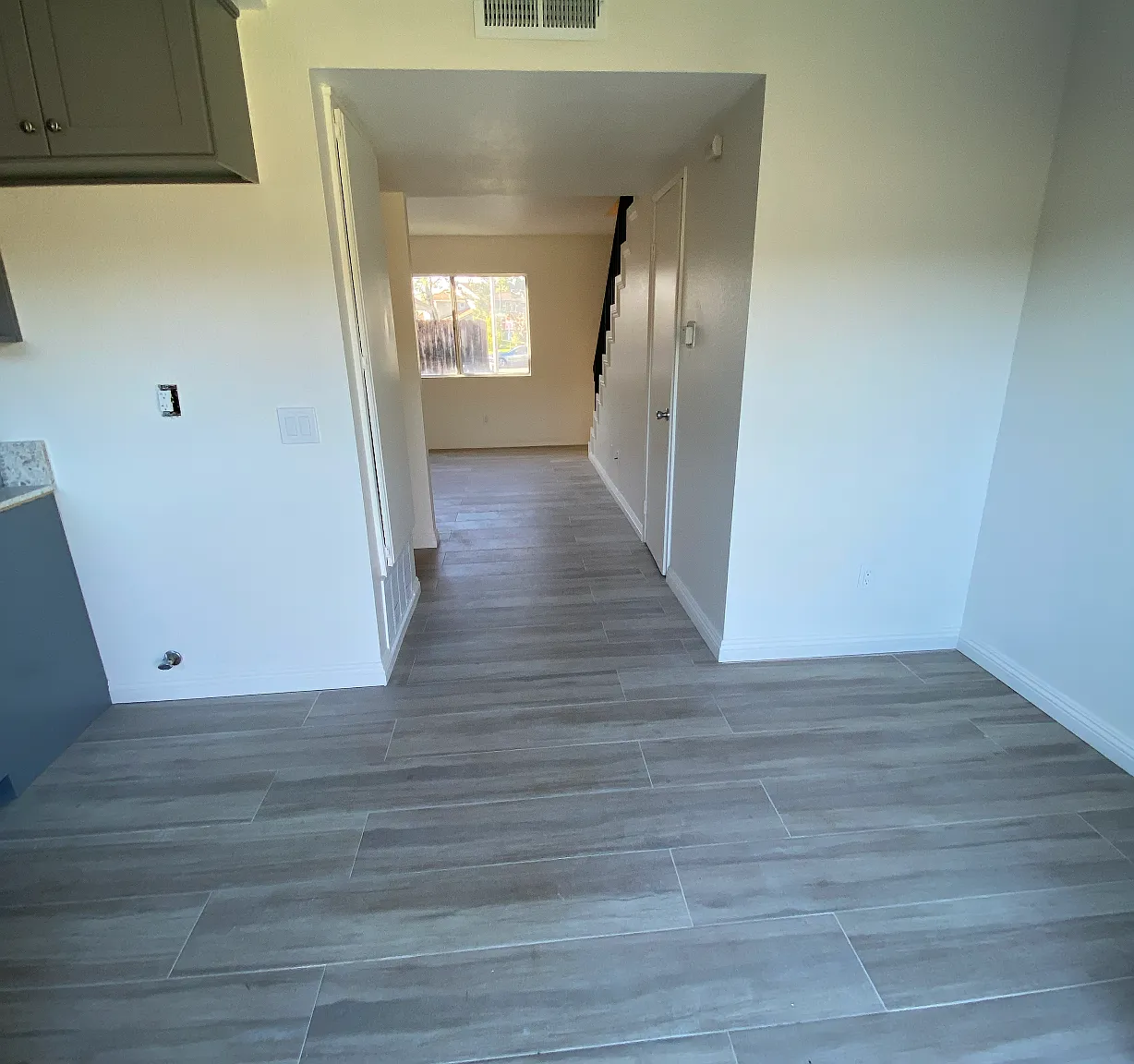 2 bed, 1.5 bath, 900 sqft, $2,250 — Photo 4