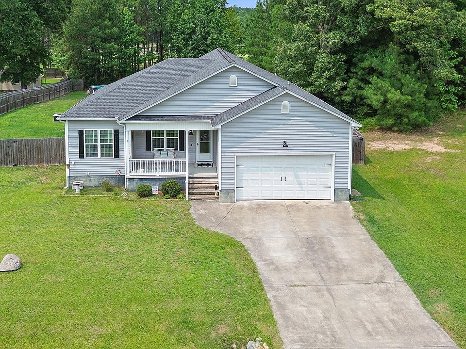 1st image of 10417 Carsons Creek Dr