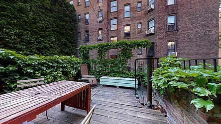 Rented by Bond New York