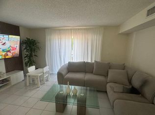 14901 SW 80th St APT 206, Miami, FL 33193