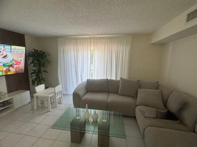 14901 SW 80th St APT 206, Miami, FL, 33193