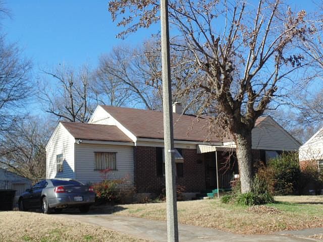 2nd image of 1093 Brower St