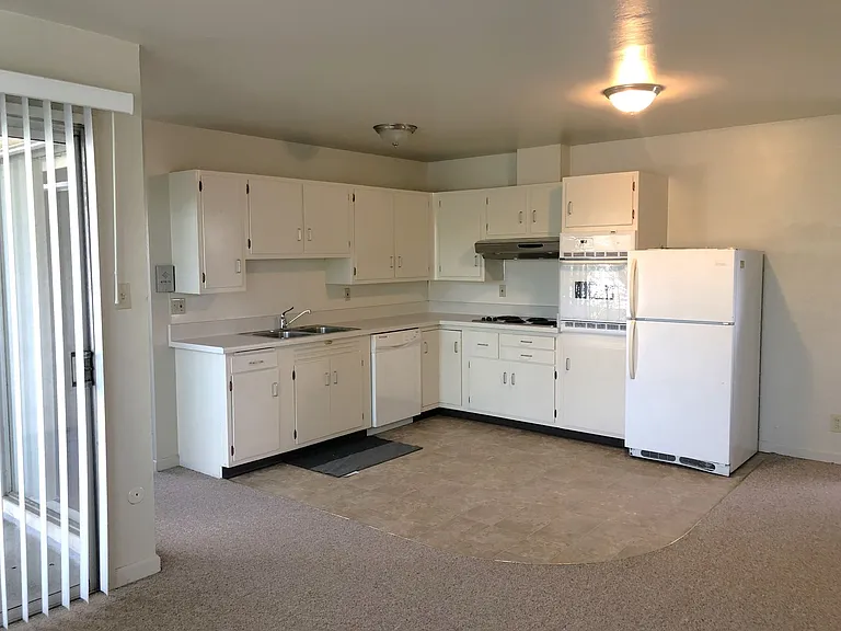 2172 Blake St #7 — Photo 4
