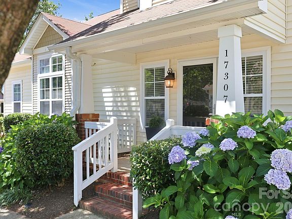 2nd image of 17307 Villanova Rd