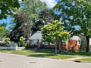 100 E Madison St, Elmhurst, IL 60126