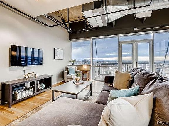 3rd image of 2020 Arapahoe St Unit 1210