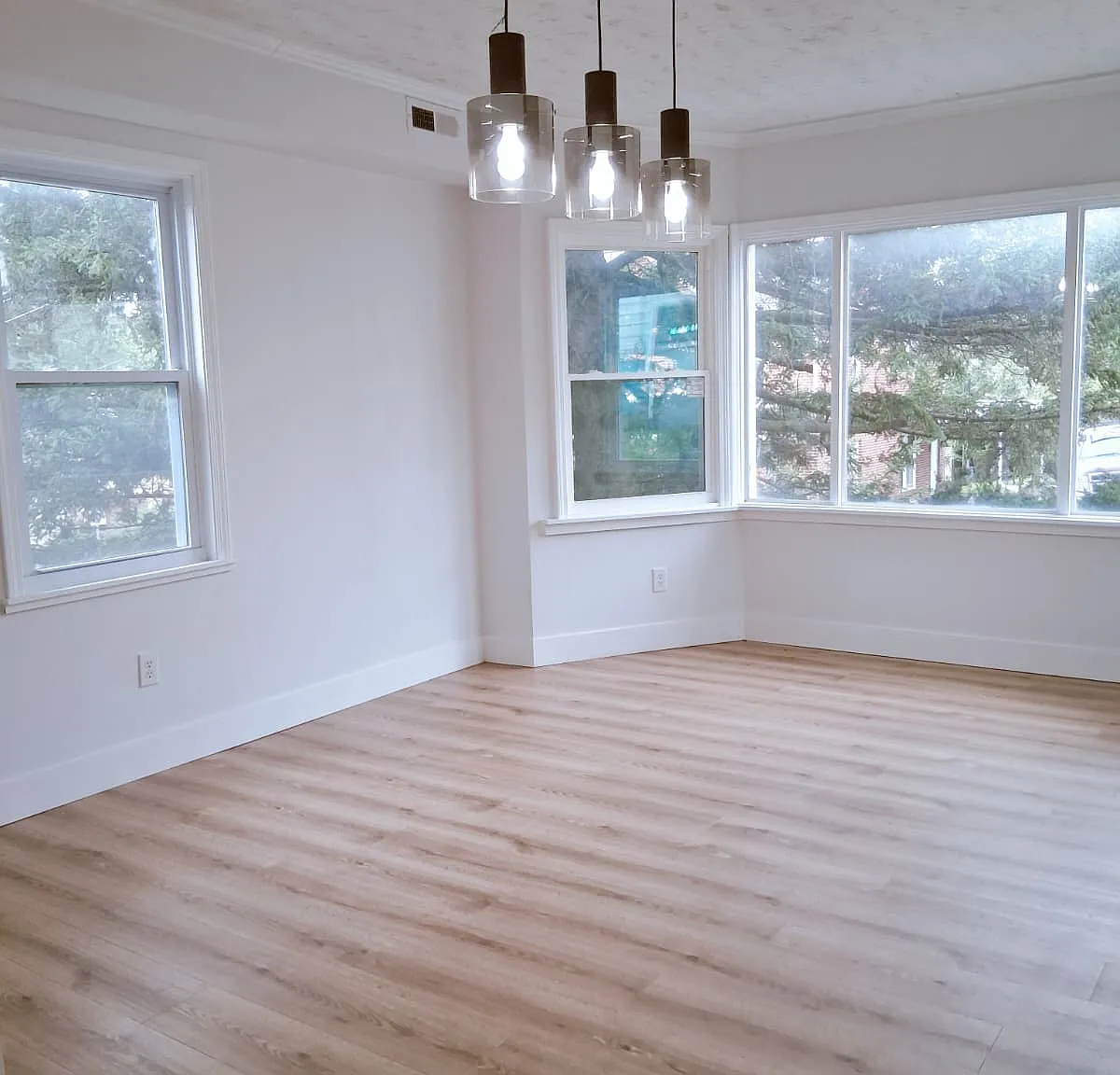 3 bed, 1750 sqft, $1,800 — Photo 4