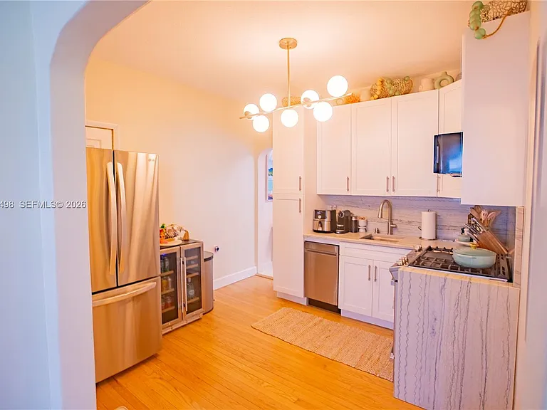 1559 Meridian Ave #208 — Photo 8