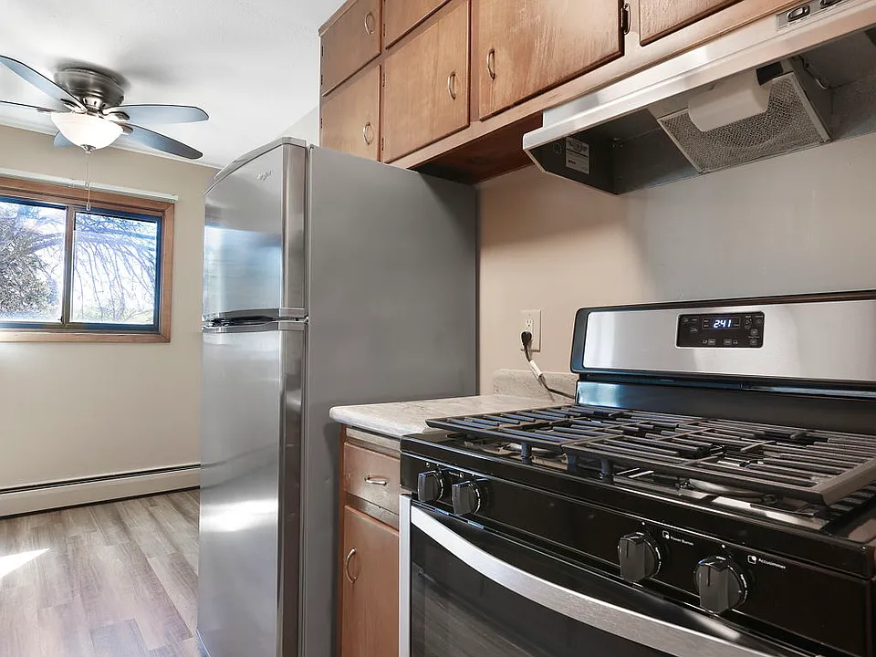 Lyndale West Apartments