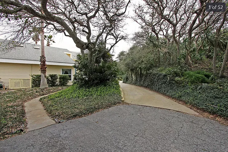 2804 Seagate Ln N — Photo 2