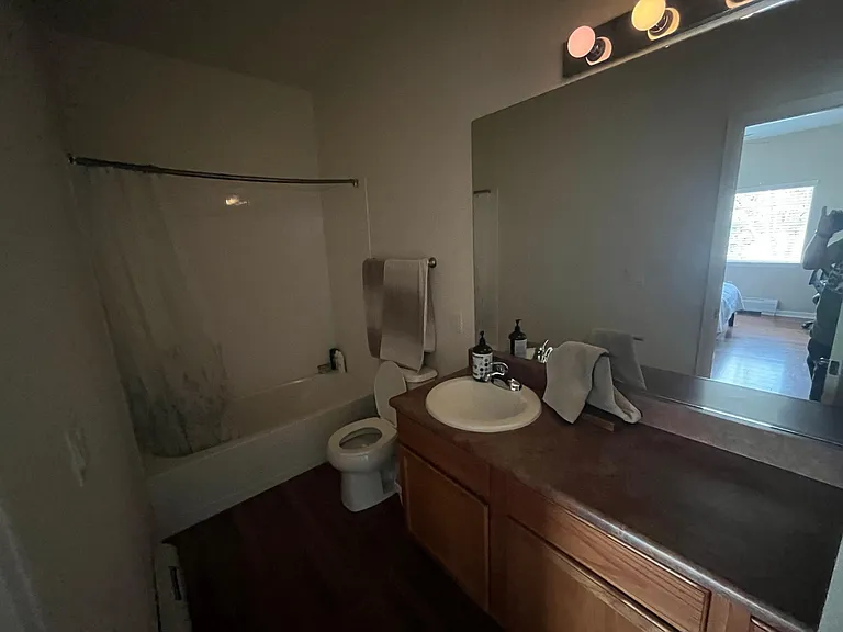 539 River View Dr #1304 — Photo 8