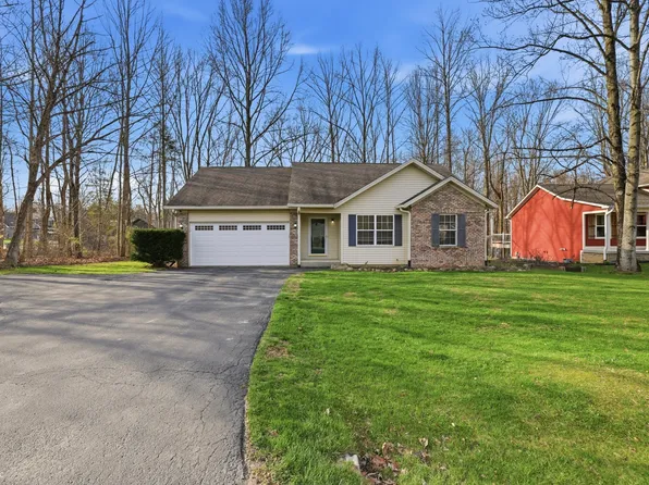 30 Victory Hl, Coatesville, IN 46121