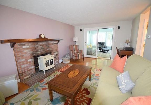 5th image of 11 Old Mill Ln