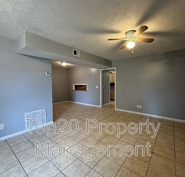 6200 Olde Towne Dr #A — Photo 13