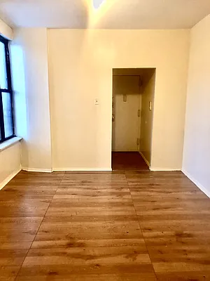 Rented by New York Residence | media 2