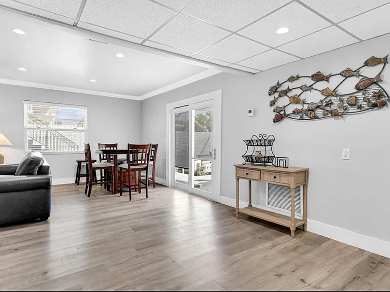 70 Coral Dr — Photo 8