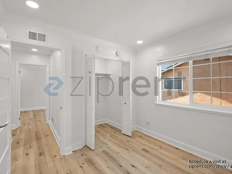 4574 Ellen Way — Photo 32