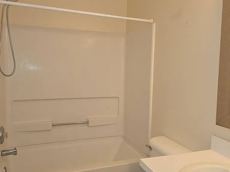24 Woodcrest Ct — Photo 21