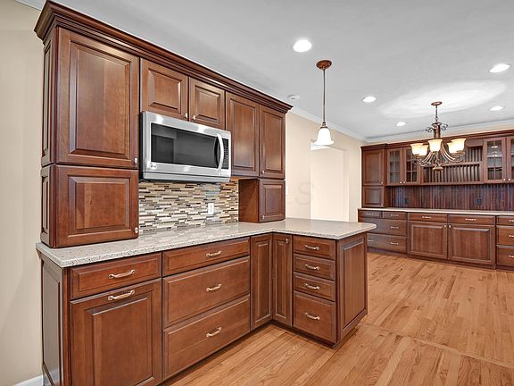 5th image of 5756 Plum Orchard Dr